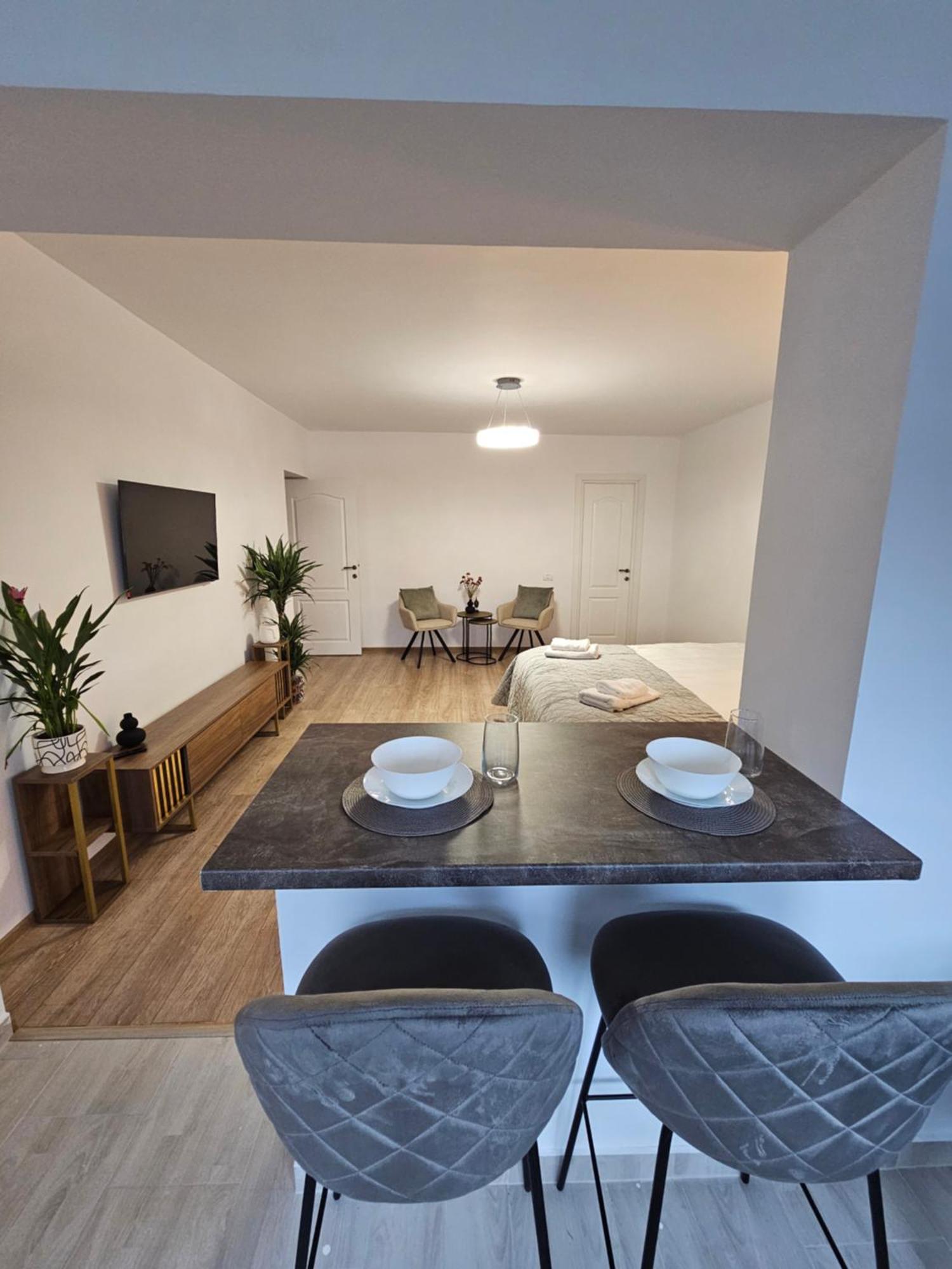 Terrace Hill House Apartment